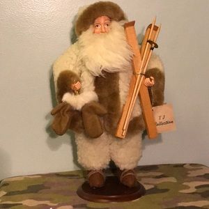 TJ COLLECTION, WOODLAND SKI SANTA